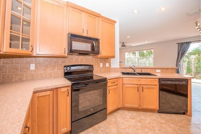 Building Photo - 9121 Villa Palma Ln