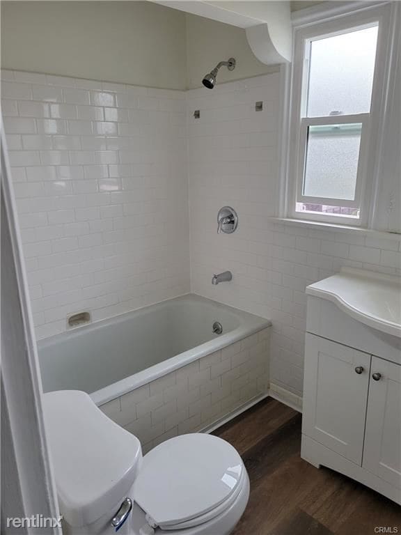 Building Photo - 3 br, 2 bath Triplex - 1467 S Canfield Ave