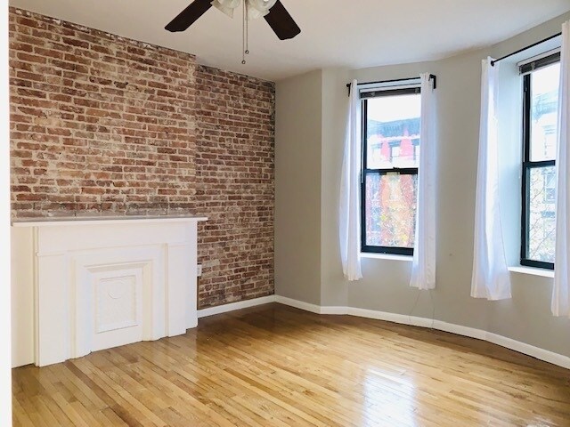 Building Photo - 1104 Washington St