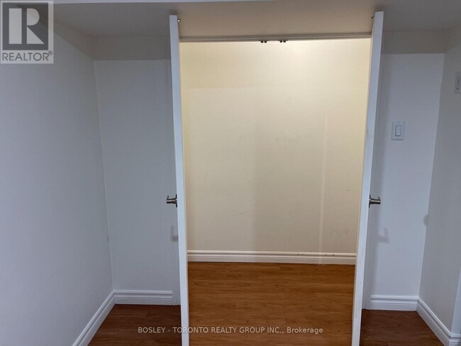 Photo du bâtiment - 216 Geoffrey St