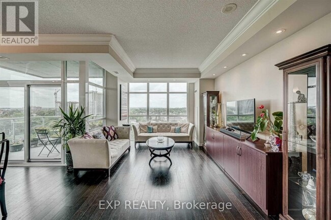 Photo du bâtiment - 9 George St N