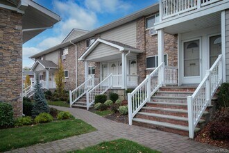 Building Photo - 80 Friendly Ct