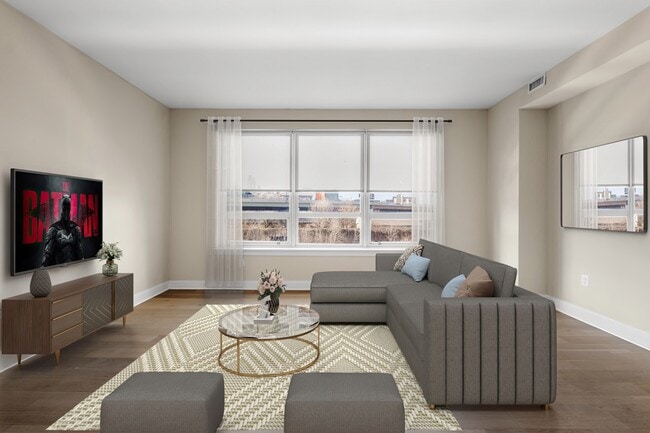 Building Photo - 250 N Christopher Columbus Blvd