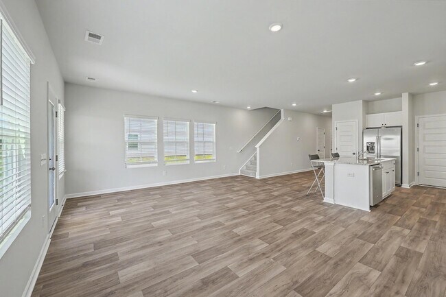 Foto del edificio - 762 Ridgley Dr