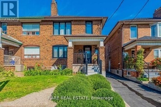 Building Photo - 1993 Dufferin St