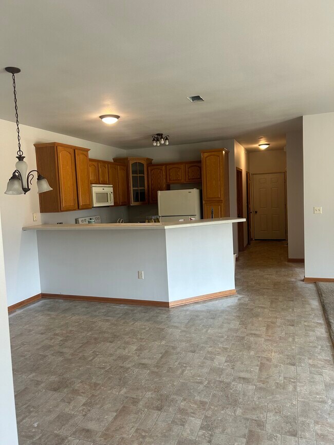 Building Photo - 3334 55th Ct