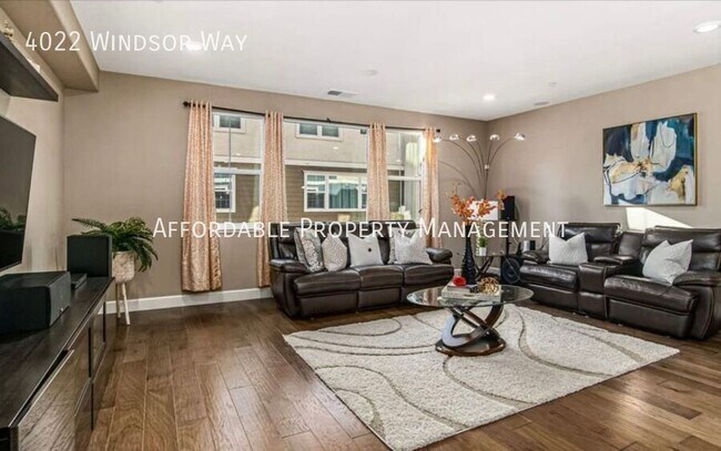 Foto del edificio - 4022 Windsor Wy