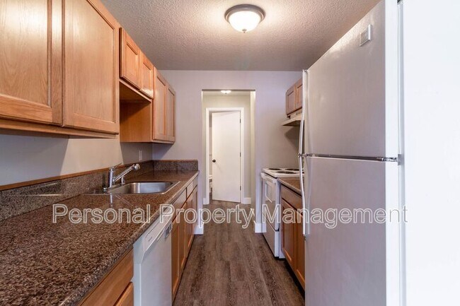 Foto del edificio - 2505 E 20th St