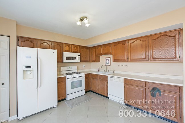 Foto del edificio - 3 br, 2.5 bath House - 638 Dover Dr