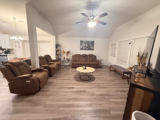 Foto del edificio - 10318 Greenhorn Ln