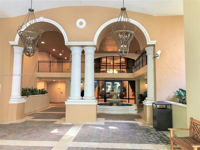 Foto del edificio - 888 Douglas Rd