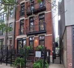 Building Photo - 1222 W Hubbard St