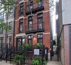 Building Photo - 1222 W Hubbard St