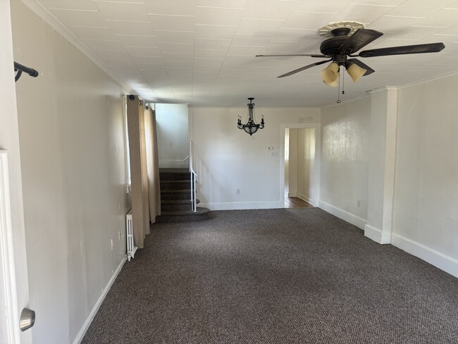 Building Photo - 133 W Vaughn St