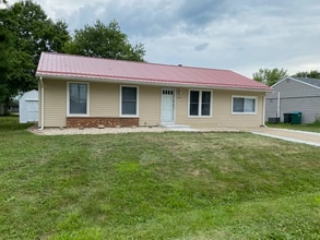 Building Photo - 1594 E Mason Dixon Dr