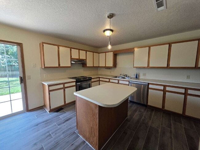 Photo - 2723 Kasey Ave Unit B Apartment