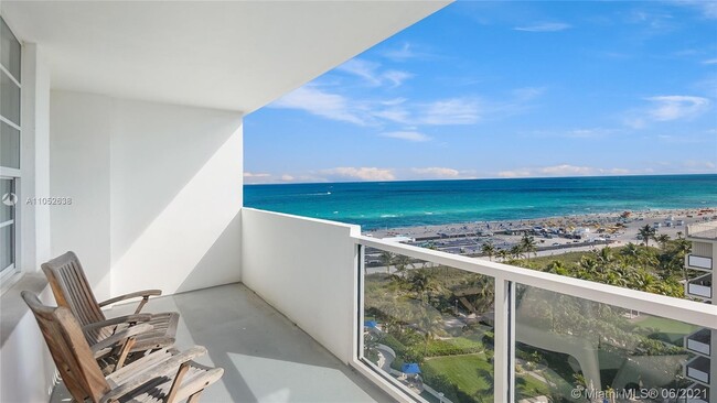 Stunning oceanfront studio - 100 Lincoln Rd