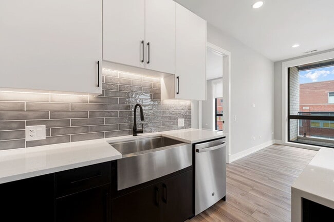 Foto del edificio - 1606 S Ashland Ave