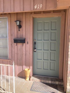 Foto del edificio - 419 Cavite Pl