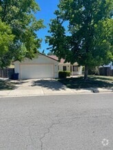 Building Photo - 1065 Grouse Dr