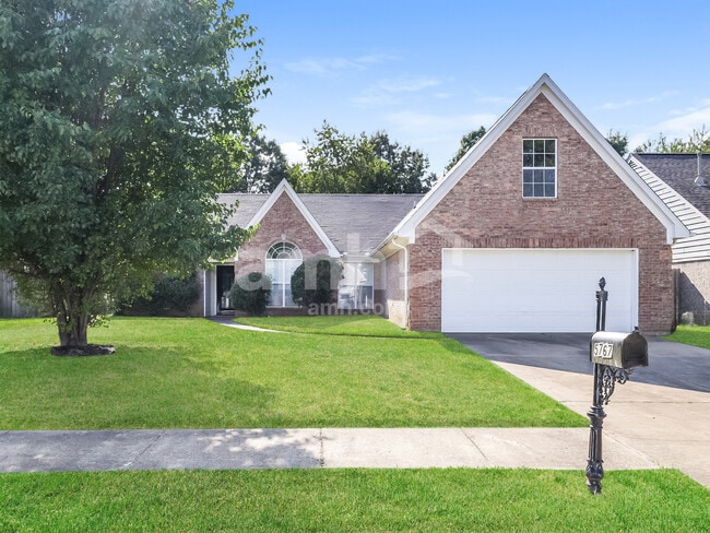 Building Photo - 5767 Kuykendall Dr