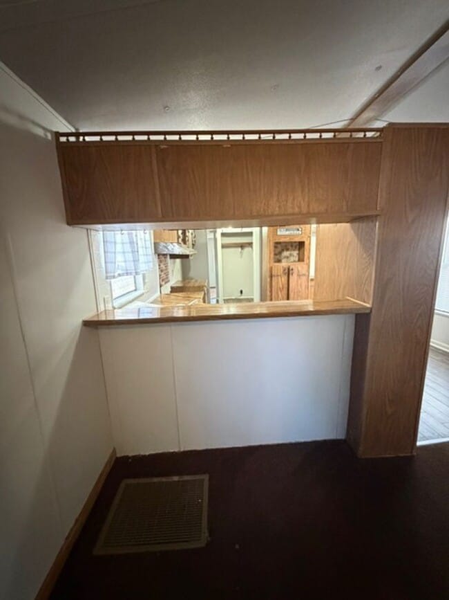 Building Photo - 2 Bed, 2 Bath Rental in Centerville!