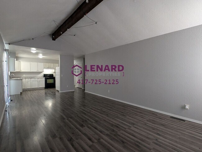 Foto del edificio - 1123 W Sunset St