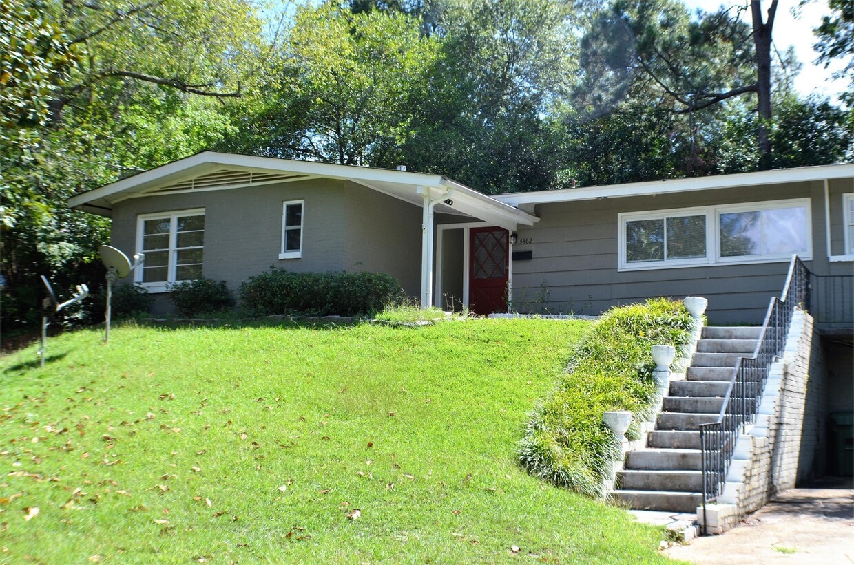 Foto principal - 3462 Biltmore Ave