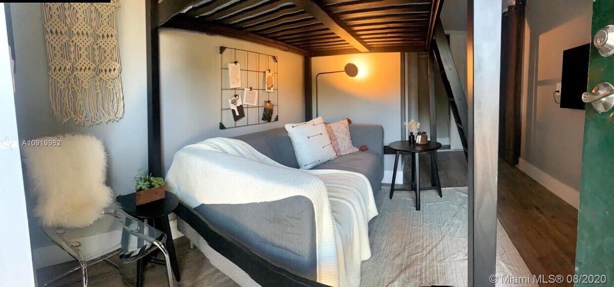 Foto principal - 57 NW 42nd St