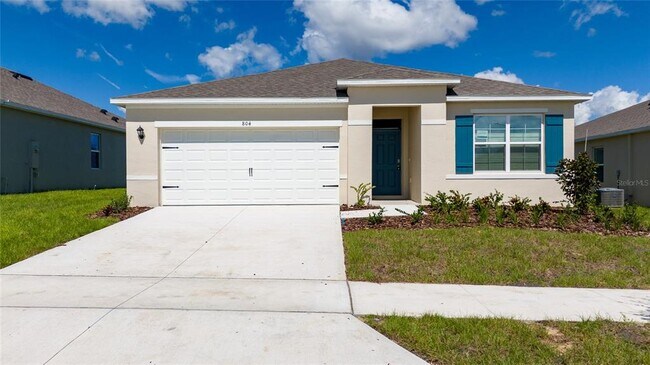 Building Photo - 804 Silver Palm Dr