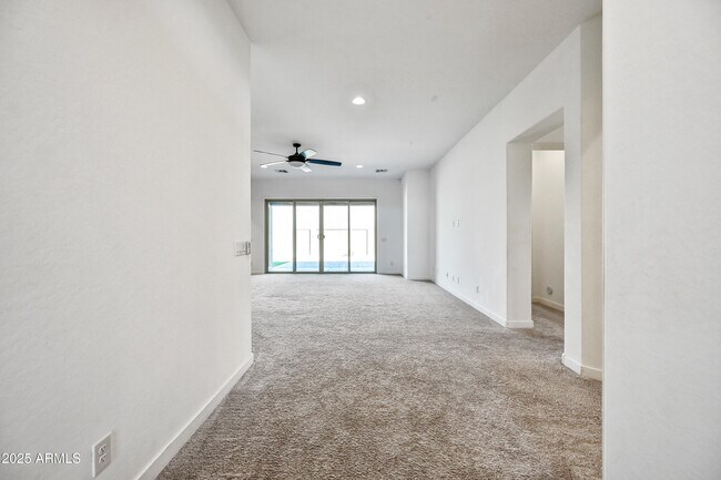 Foto del edificio - 3239 N 197th Ln