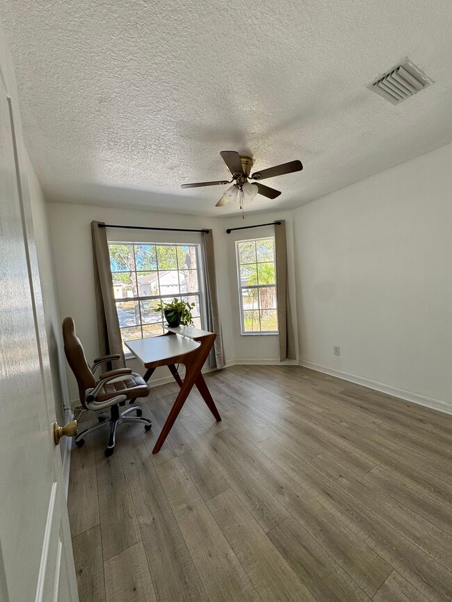 Building Photo - 7527 Oxford Garden Cir