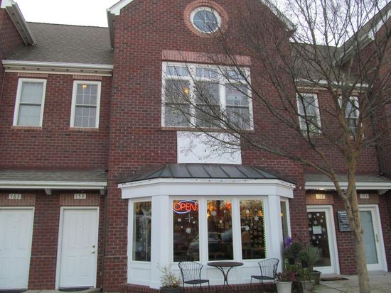 Front - apartment above StarvingArtistStudio - 159 Herman Melville Ave