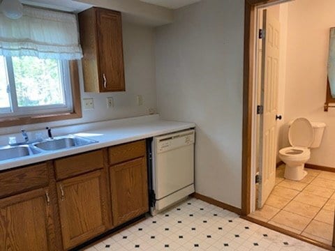 Building Photo - WHOLE HOUSE: 3 Bed 1 Bath close to UWEC! Available June 1st