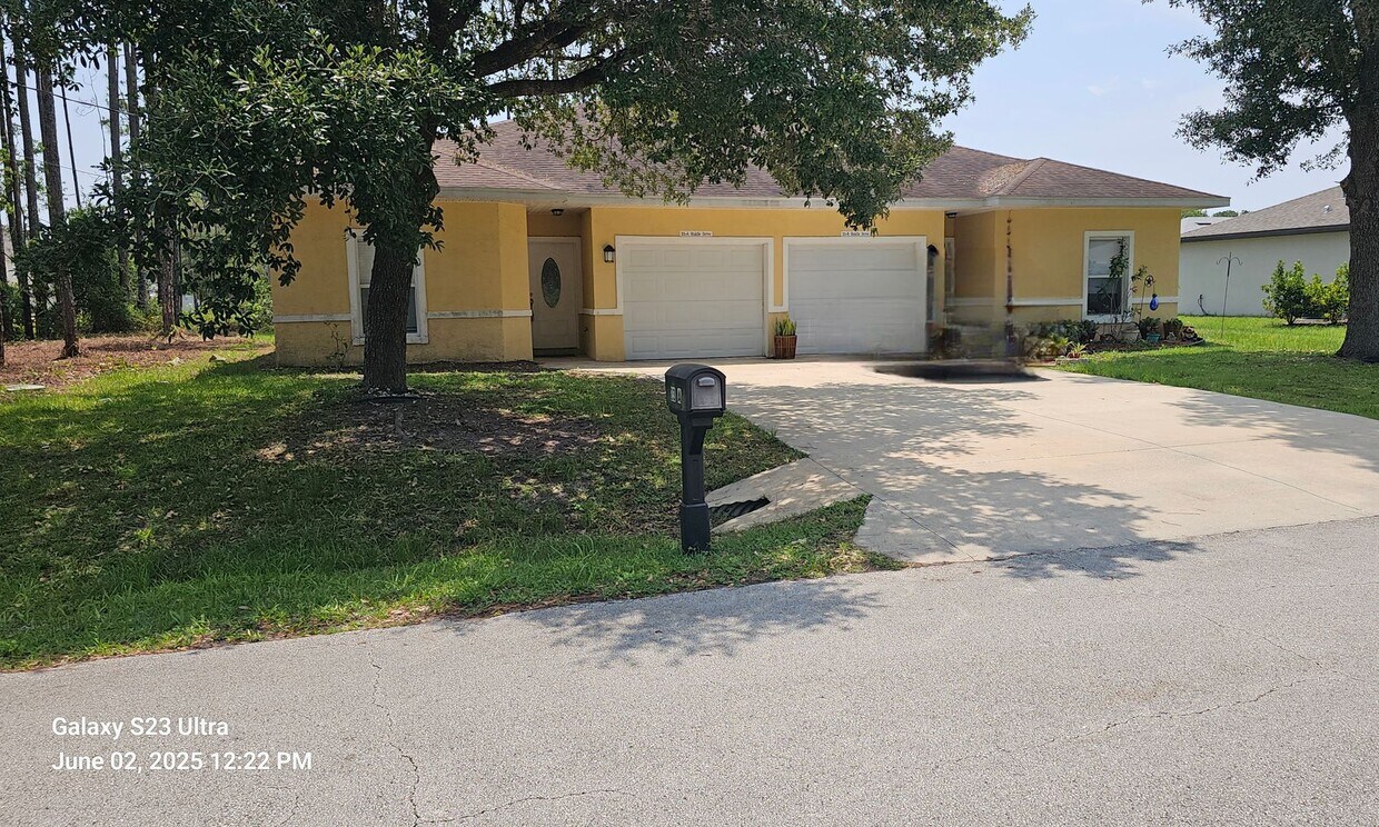 Foto principal - Fully Remodeled 3 Bedroom, 2 Bath Duplex w...