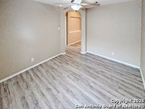 Foto del edificio - 312 Hummingbird Dr