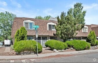 Building Photo - 2905 N Aris St