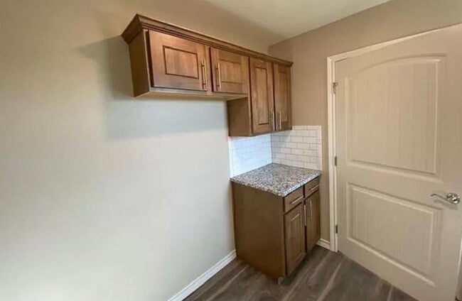 Building Photo - 1917 S Concho Dr