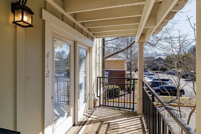 Building Photo - 490 S Barnett Shoals Rd