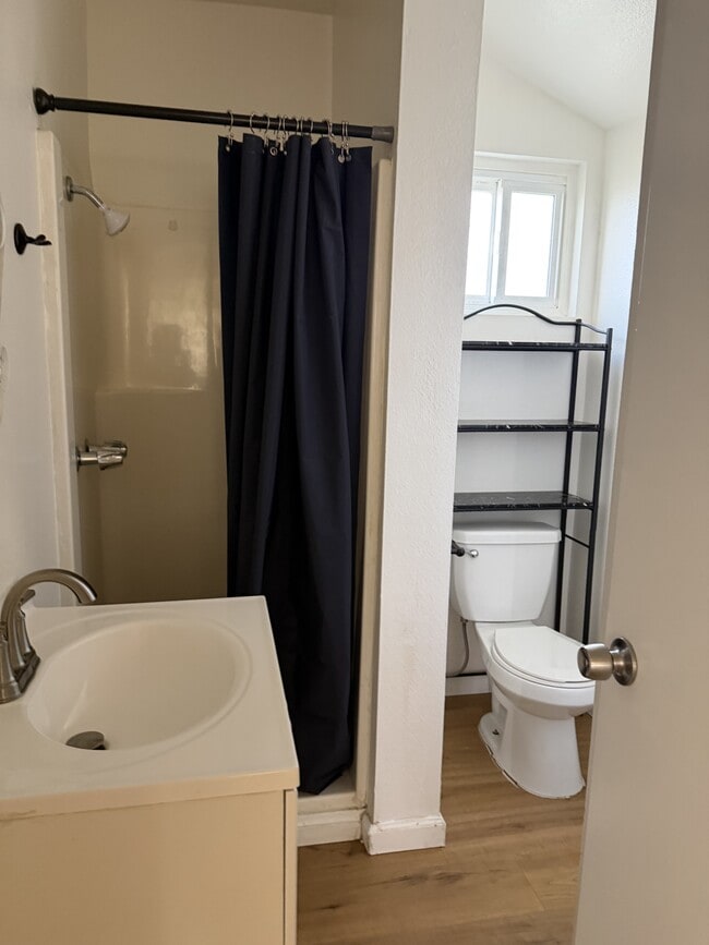 Foto del edificio - 6607 Datura Ave