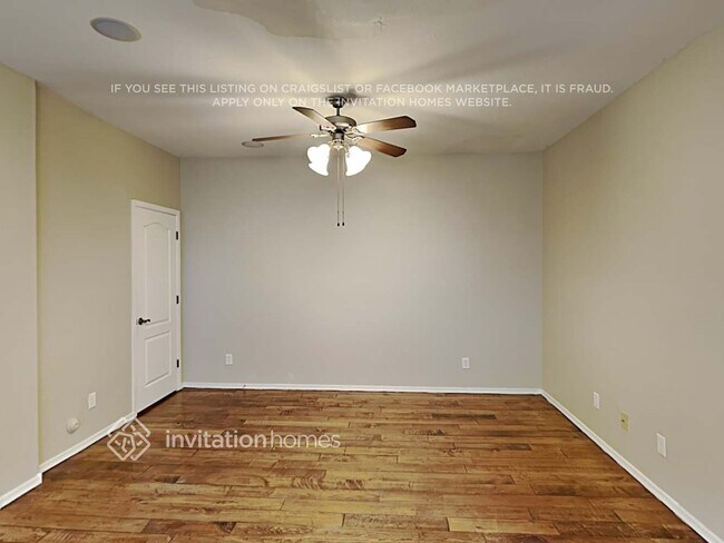 Building Photo - 2080 S Pheasant Dr