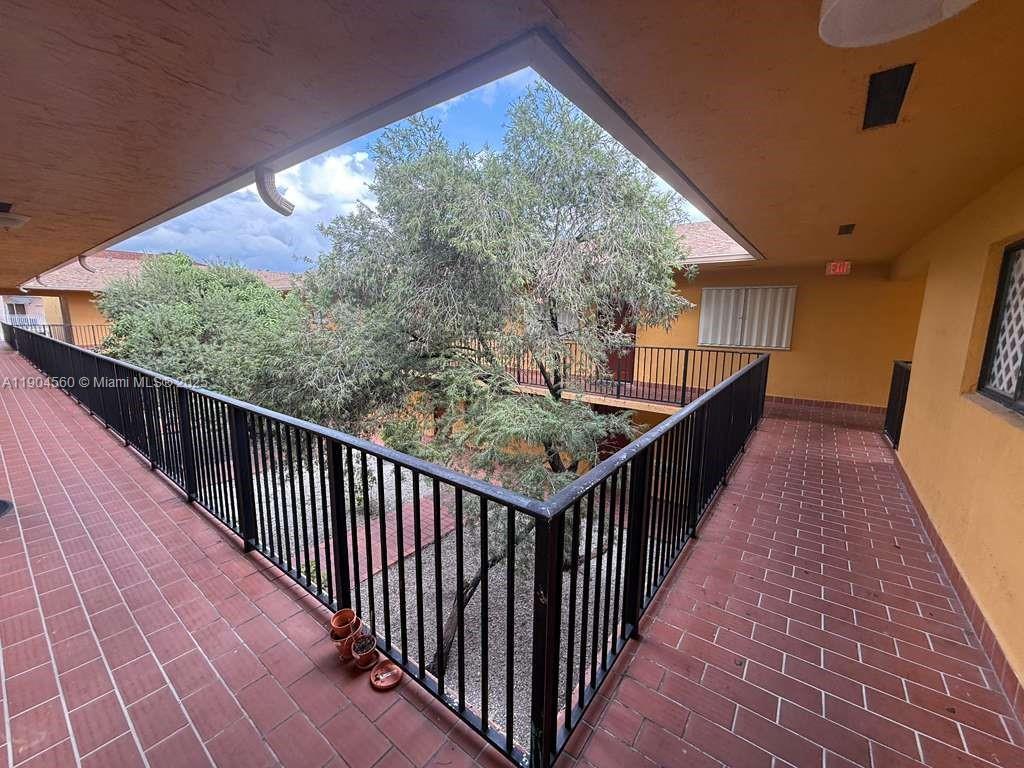 Foto principal - 6278 W 22nd Ct