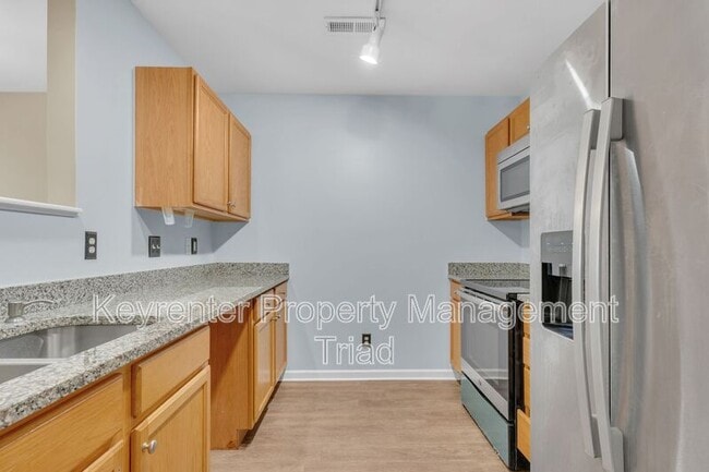 Building Photo - 3111 Alder Way