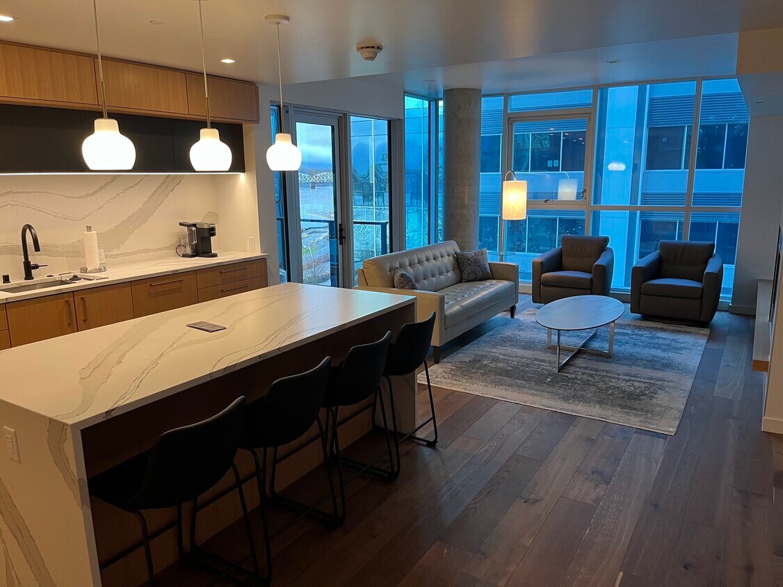 Foto del edificio - 590 Waterfront Wy