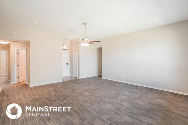 Foto del edificio - 2605 NW 162nd St