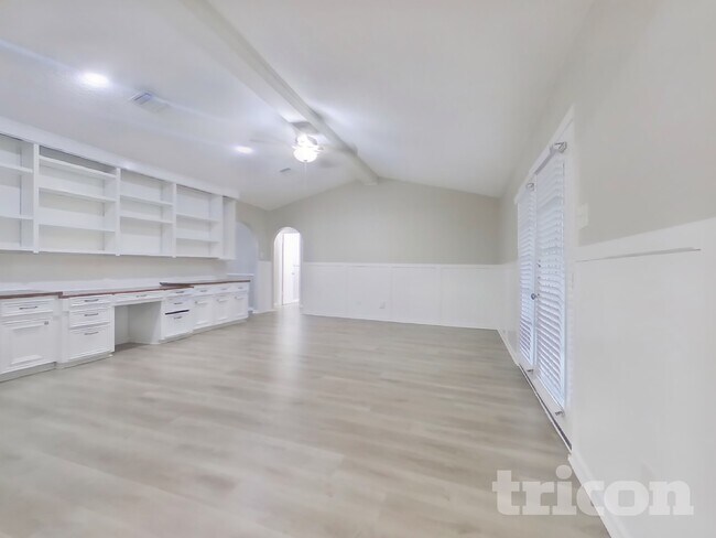 Foto del edificio - 902 Lanell St