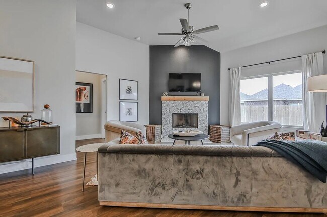 Foto del edificio - Beautiful 3 bedroom 2 bathroom in Frenship ISD!