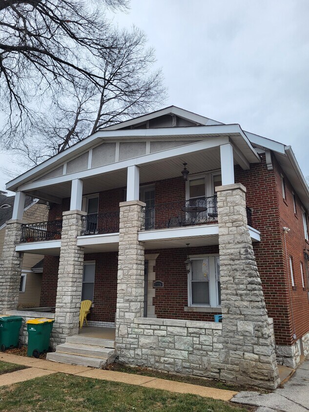 7724 Big Bend Blvd Unit 2W, Saint Louis, MO 63119 Apartments in Saint