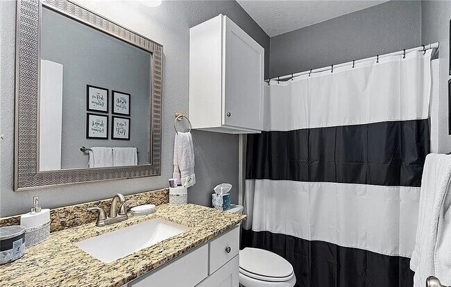 Building Photo - "Charming 1-Bedroom Retreat in Prime College Station Location!"