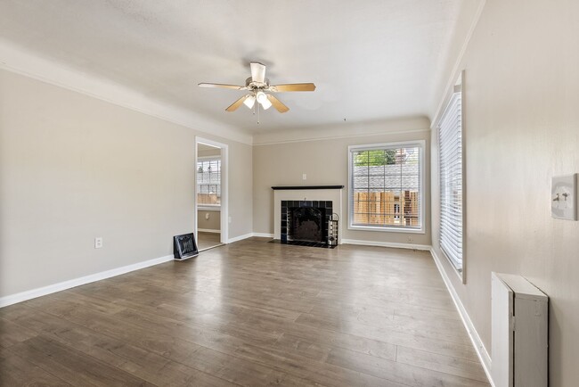 Foto del edificio - 3831 NE 82nd Ave